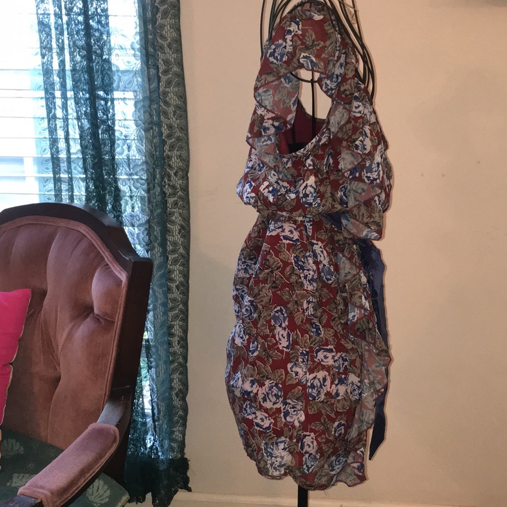 Ya Los Angeles floral print, ruffled dress. Size S - Picture 4 of 5